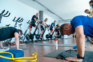 Sportler beim Group-Training 